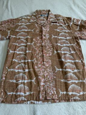 Half Moon Bay Men’s Hawaiian Shirt Large Sailfish Marlin Tropical Fishing